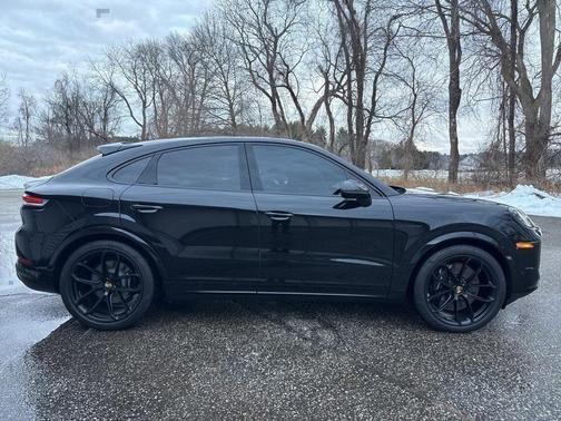 2024 Porsche Cayenne Turbo