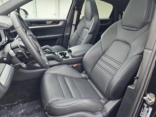 2024 Porsche Cayenne Turbo