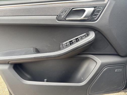 2023 Porsche Macan GTS