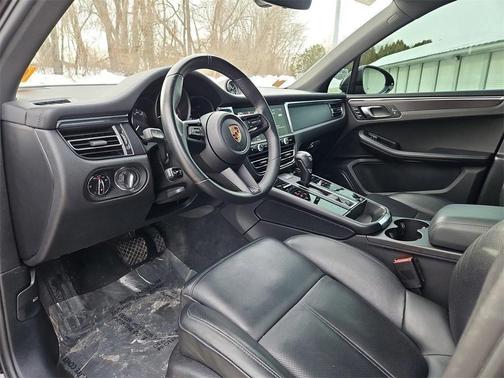 2023 Porsche Macan GTS