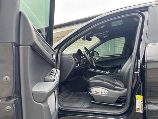 2023 Porsche Macan GTS