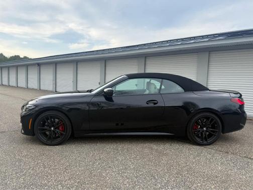 Black Sapphire Metallic 2023 BMW M440 i xDrive