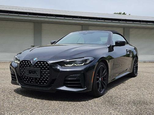 Black Sapphire Metallic 2023 BMW M440 i xDrive