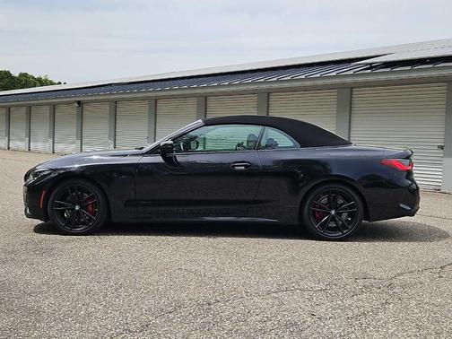 Black Sapphire Metallic 2023 BMW M440 i xDrive