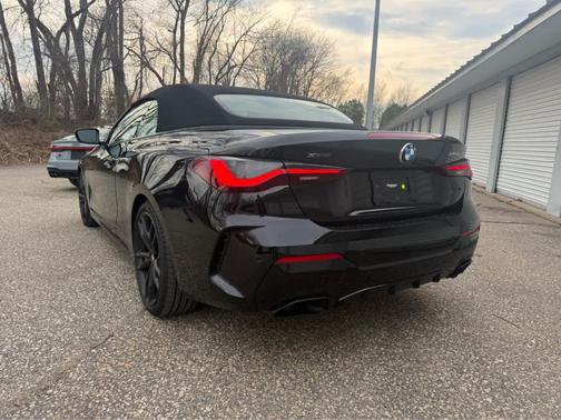 Black Sapphire Metallic 2023 BMW M440 i xDrive