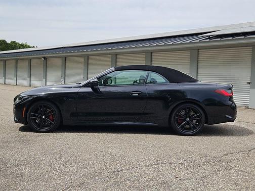 Black Sapphire Metallic 2023 BMW M440 i xDrive