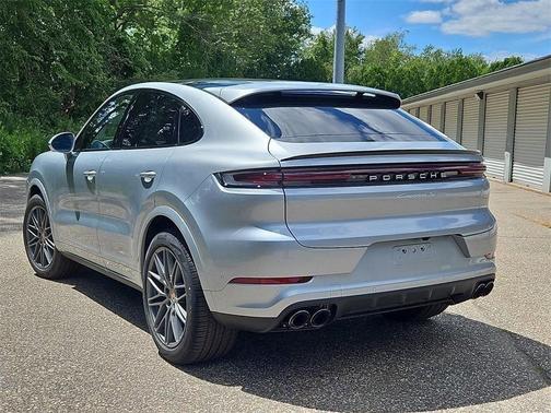 2025 Porsche Cayenne S Coupe AWD