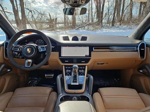 2021 Porsche Cayenne Turbo