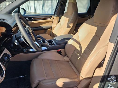 2021 Porsche Cayenne Turbo