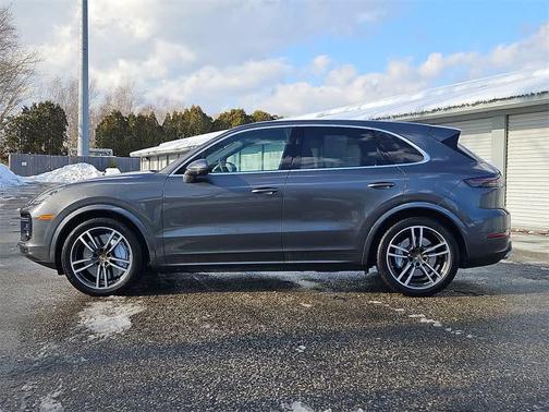 2021 Porsche Cayenne Turbo