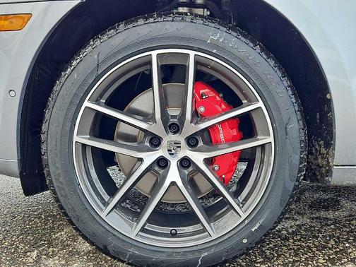 2026 Porsche Macan S