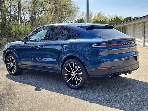 2025 Porsche Cayenne E-Hybrid Coupe Base