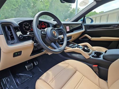2025 Porsche Cayenne E-Hybrid Coupe Base
