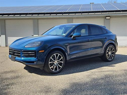 2025 Porsche Cayenne E-Hybrid Coupe Base