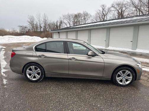 2018 BMW 330 i xDrive