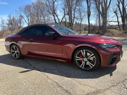 Aventurin Red Metallic 2022 BMW M440 i xDrive