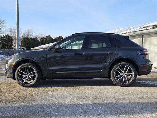 2026 Porsche Macan 