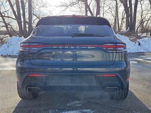 2026 Porsche Macan 