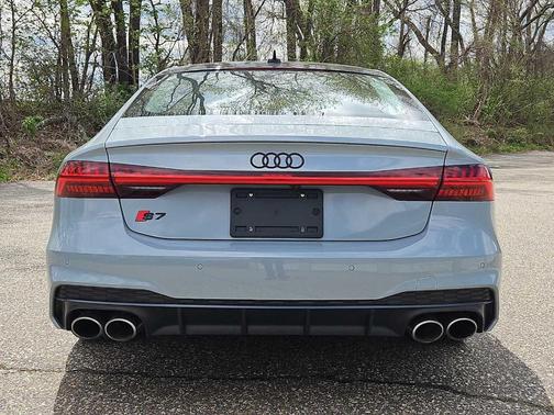 Arrow Gray Pearl Effect 2023 Audi S7 2.9T quattro Premium