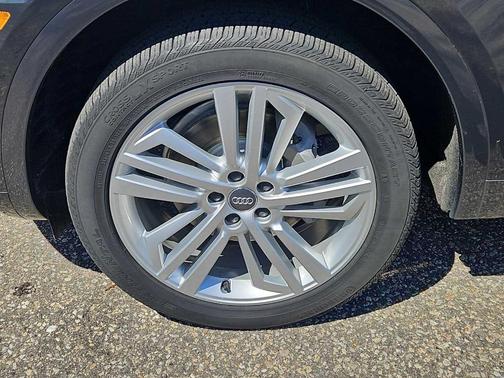 2018 Audi Q5 2.0T Tech Premium