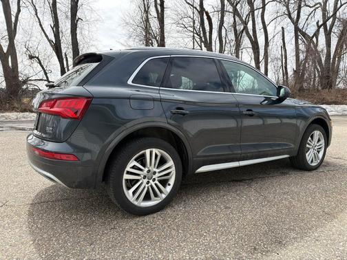 2018 Audi Q5 2.0T Tech Premium