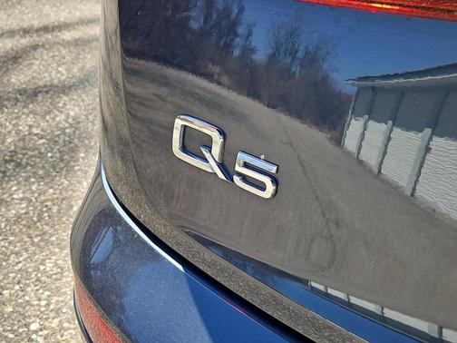 2018 Audi Q5 2.0T Tech Premium