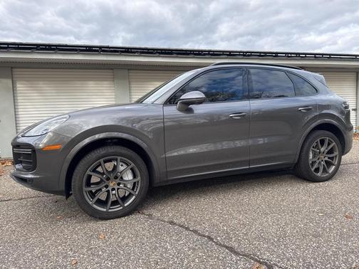 2021 Porsche Cayenne Turbo