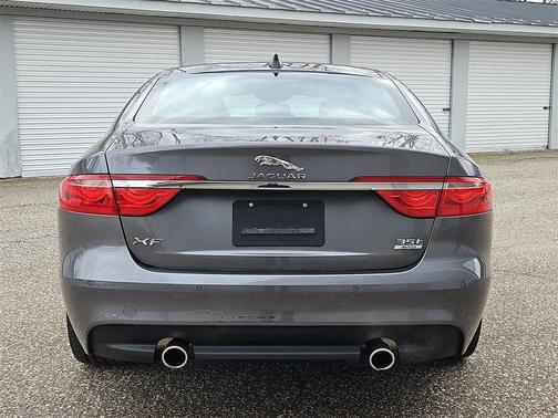 2017 Jaguar XF 35t Prestige