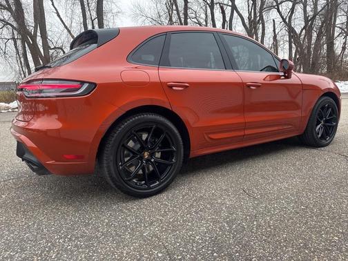 2025 Porsche Macan GTS