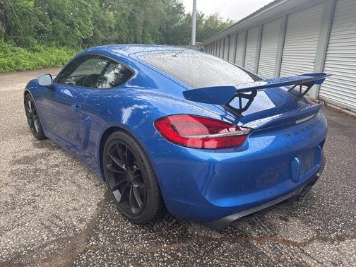 2016 Porsche Cayman GT4