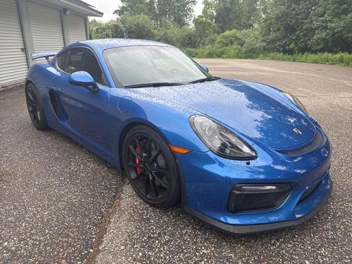 2016 Porsche Cayman GT4