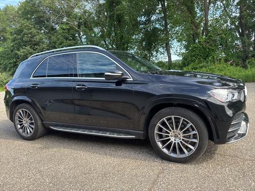 2022 Mercedes-Benz GLE 350 Base 4MATIC