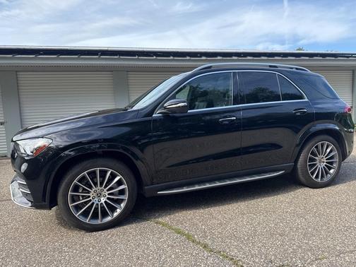 2022 Mercedes-Benz GLE 350 Base 4MATIC