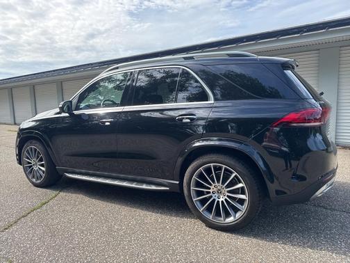 2022 Mercedes-Benz GLE 350 Base 4MATIC
