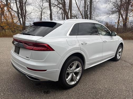 2019 Audi Q8 3.0T Premium Plus