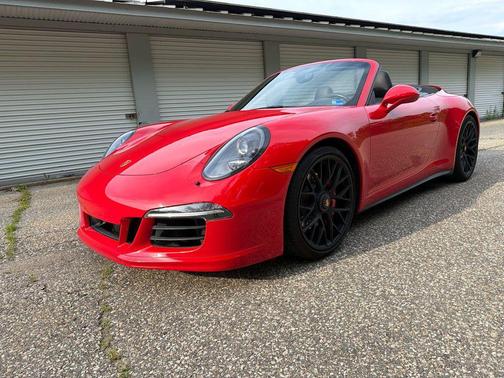 Red 2016 Porsche 911 Carrera GTS