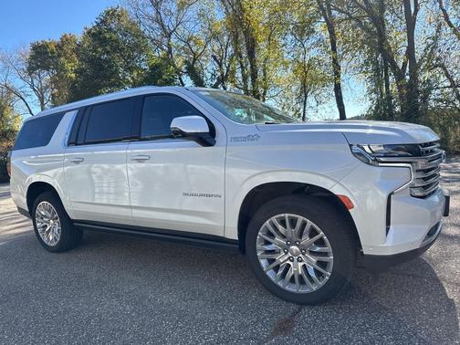 2024 Chevrolet Suburban High Country
