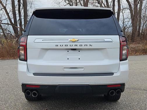 2024 Chevrolet Suburban High Country