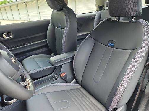 2025 MINI Hardtop SIGNATURE PLUS