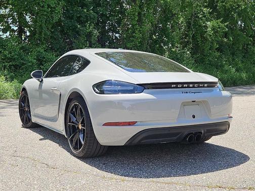 Chalk 2022 Porsche 718 Cayman T