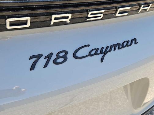 Chalk 2022 Porsche 718 Cayman T