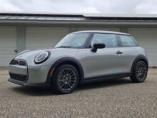 2025 MINI Hardtop SIGNATURE PLUS