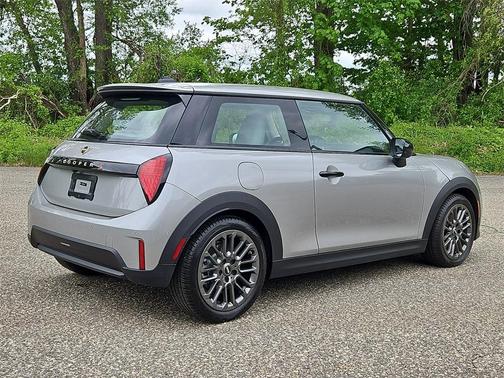 2025 MINI Hardtop SIGNATURE PLUS