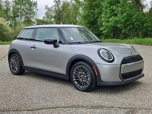 2025 MINI Hardtop SIGNATURE PLUS