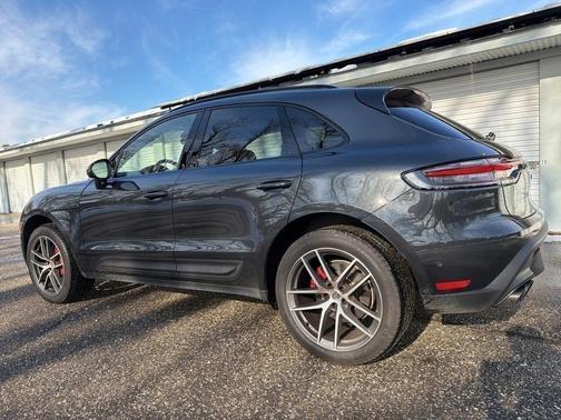 2024 Porsche Macan S