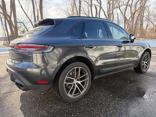 2024 Porsche Macan S