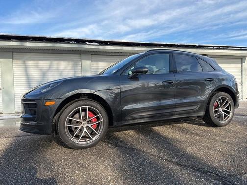 2024 Porsche Macan S