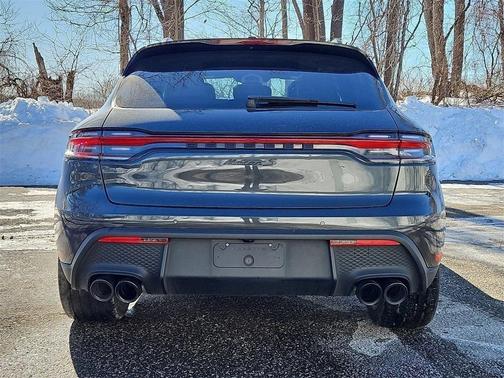 2024 Porsche Macan S