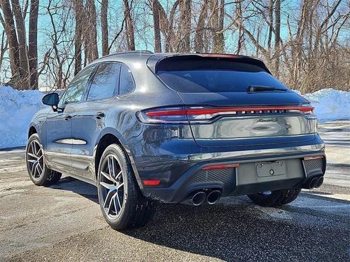 2024 Porsche Macan S