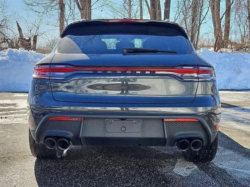 2024 Porsche Macan S